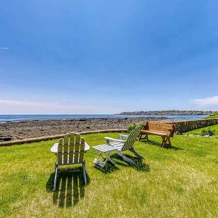 The Castle Rock And Sea Belle Villa